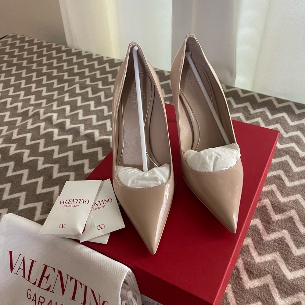 Women’s shoe